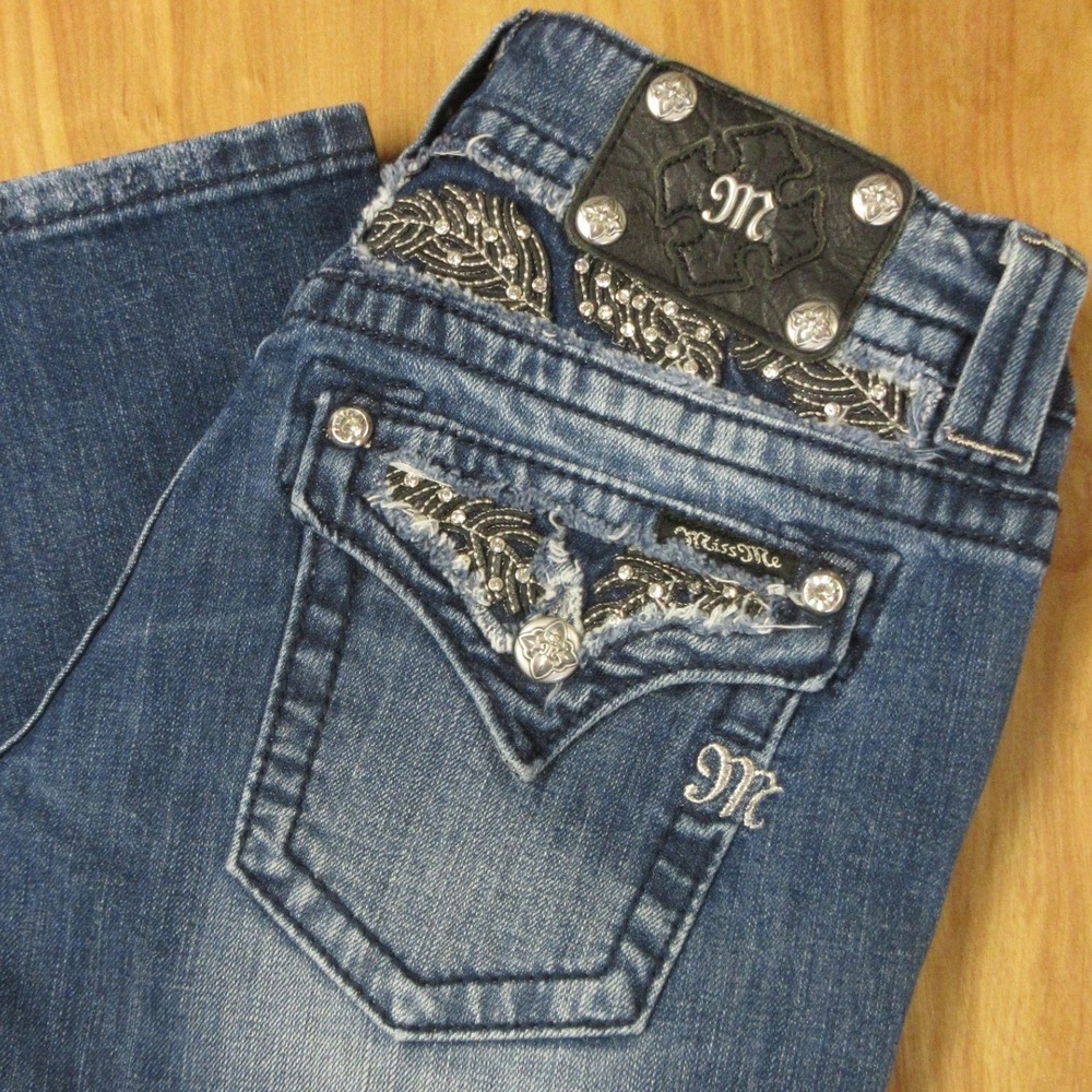 MISS ME Embellished Denim Jean Capris Sz 29 Blue Distressed Flap Pockets JP6085P